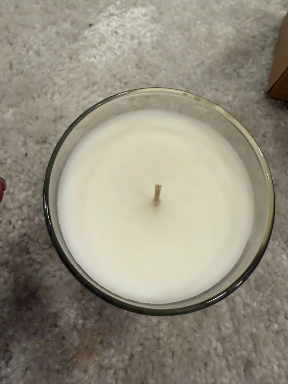 White Barn Champagne Toast Candle - Light Pink Label 8oz - Picture 4 of 4